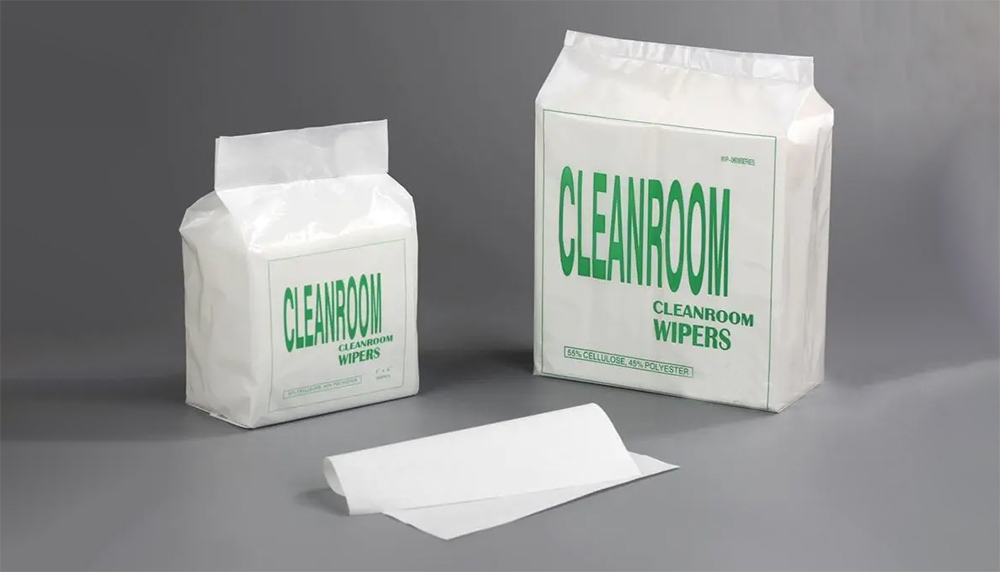 Dry non-woven cellulose cleanroom wipes